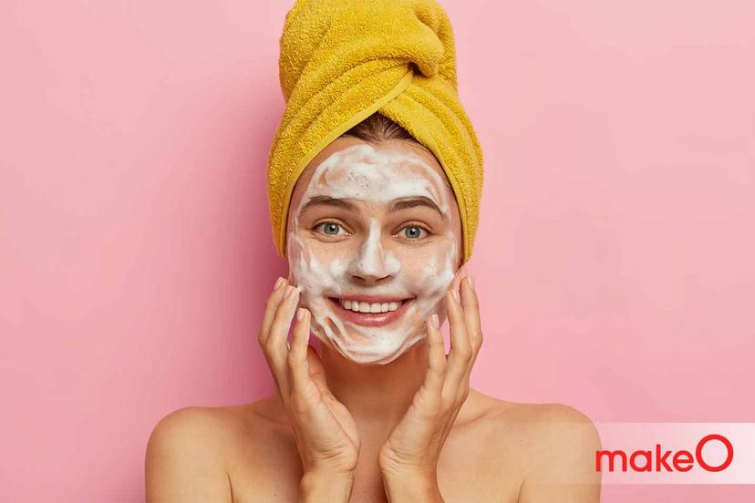 Face Wash Vs Face Cleanser: What is the Difference?